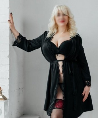 Анкета проститутки Ангелина - город Белогорск, 42 года, №10766